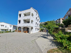 Apartments Leticia